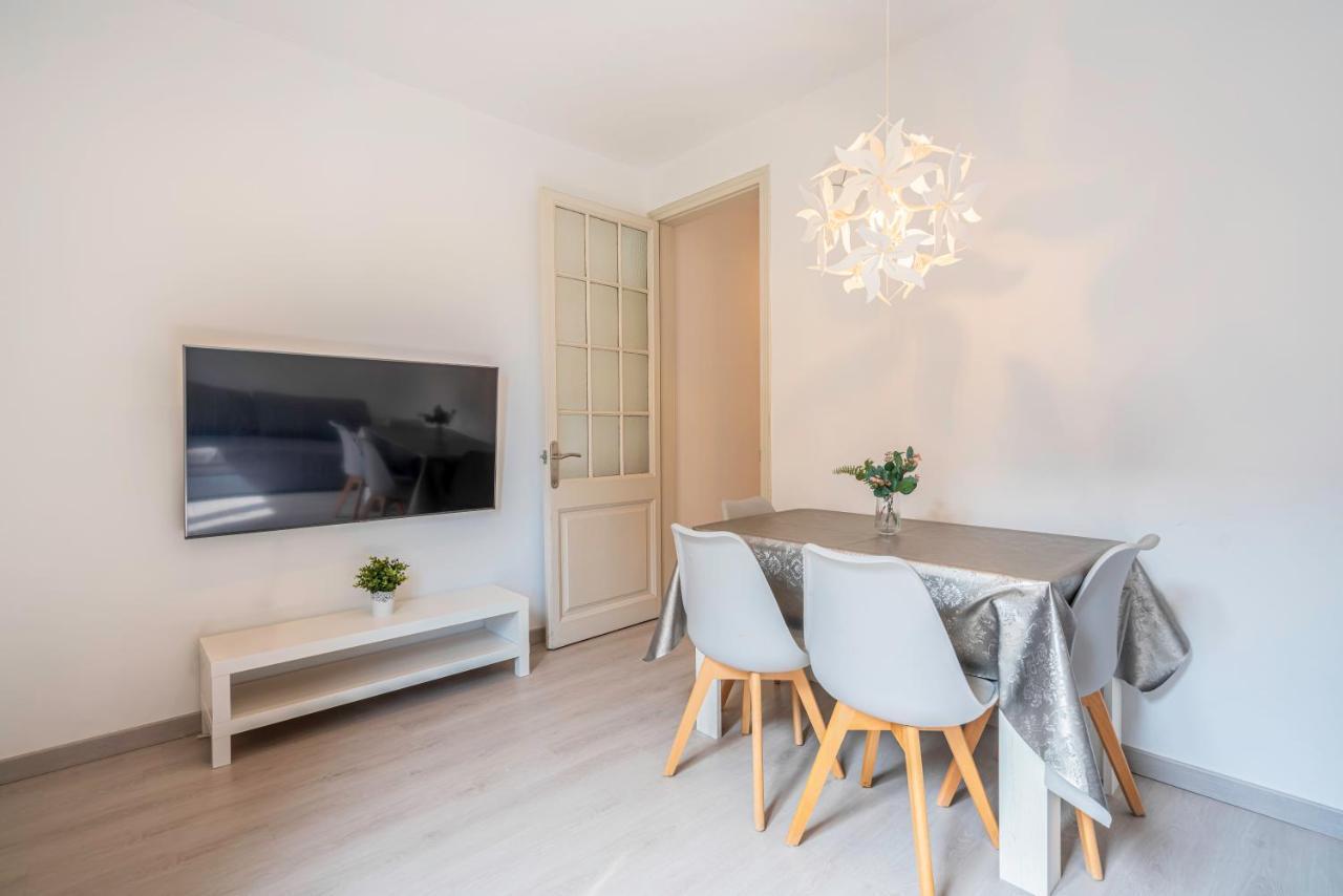Sagrada Familia C&D Lovely Apartment Barcellona Esterno foto