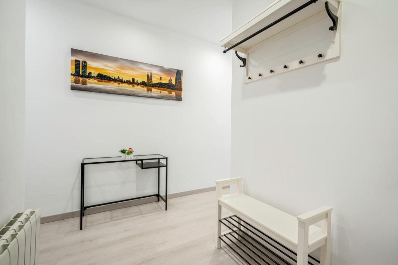 Sagrada Familia C&D Lovely Apartment Barcellona Esterno foto